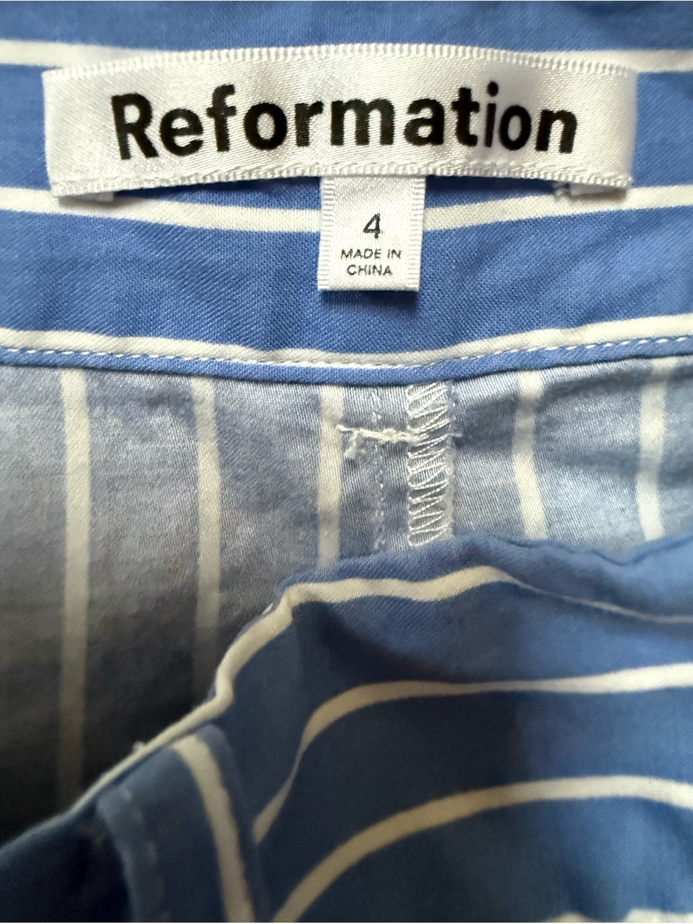 EUC Reformation On Trend Timeless Coastal Chic Blue & White Striped Willow Short - Picture 3 of 10